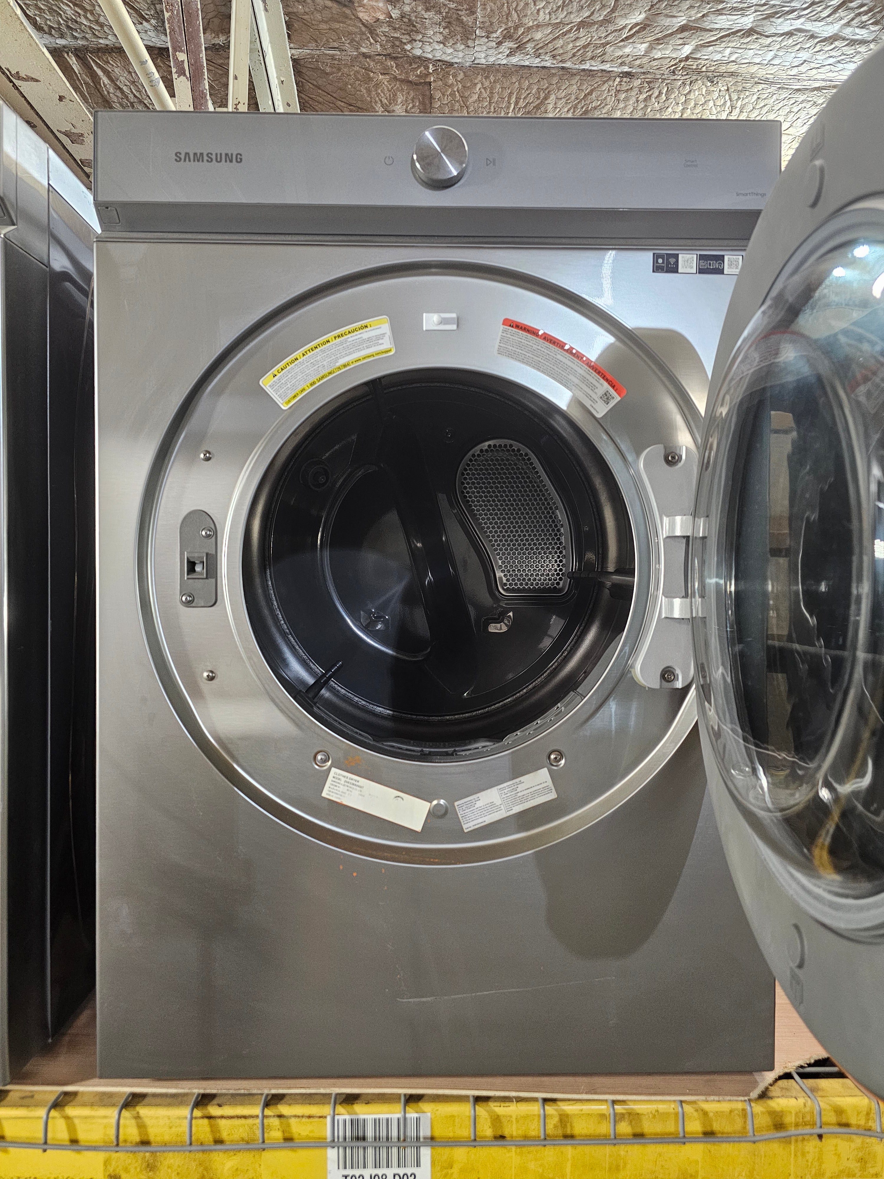 Samsung - BESPOKE 7.6 Cu. Ft. Stackable Smart Electric Dryer with Steam and Super Speed Dry - Silver Steel